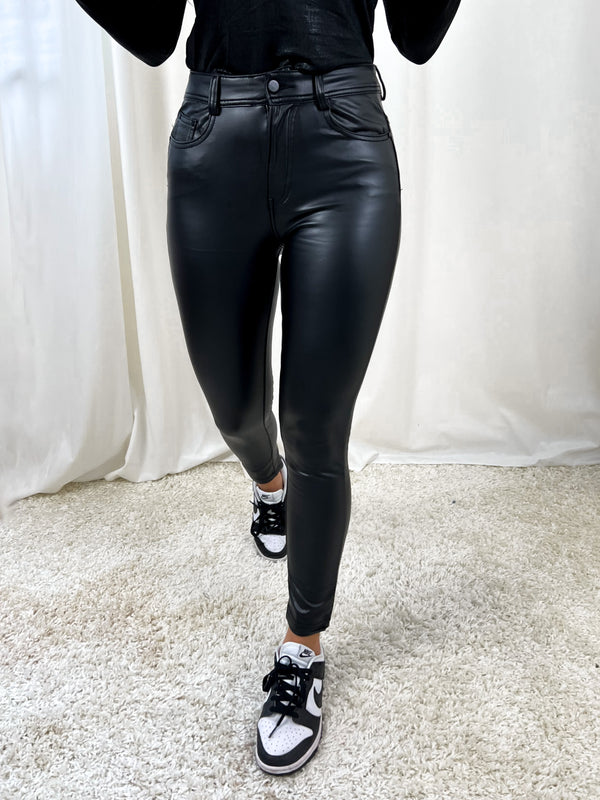 Warm Leather Look Pants Black